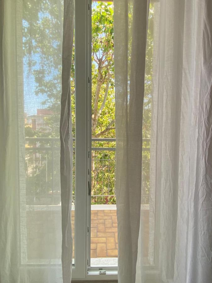 Hotel Nova Dhely Ρίμινι Εξωτερικό φωτογραφία